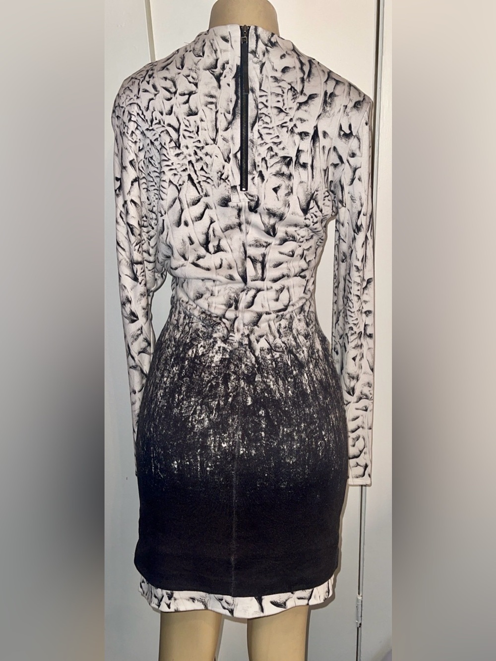 Helmut Lang Abstract Print Draped Mock Neck Dress Medium Made in USA - Picture 3 of 11